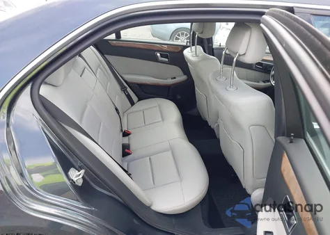 2012 Mercedes-Benz E 350 4Matic z USA, uszkodzony, nr VIN WDDHF8JB0CA567765